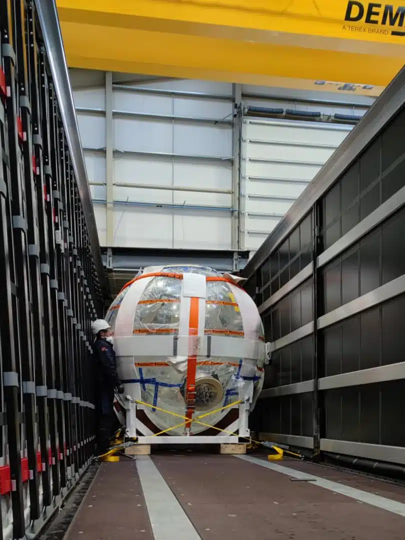 K. Schmid Transportservice - individueller Transport - Verladung Tauchkugel